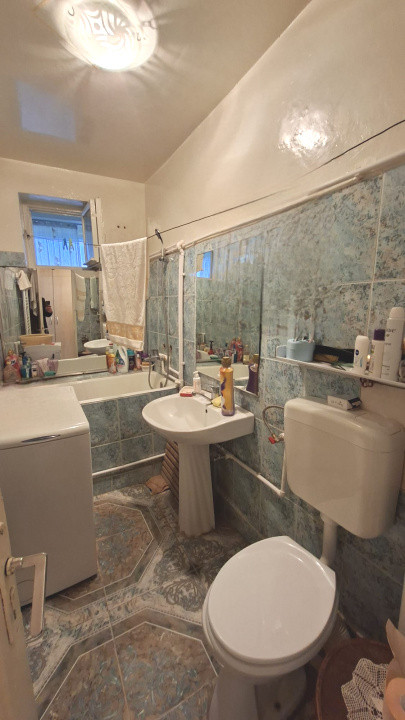 Garsoniera Ultracentrala Grivitei , Etaj 1