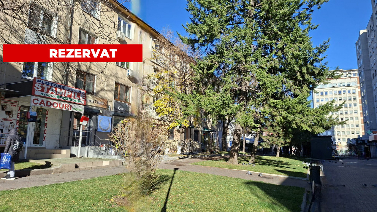 Garsoniera Ultracentrala Grivitei , Etaj 1