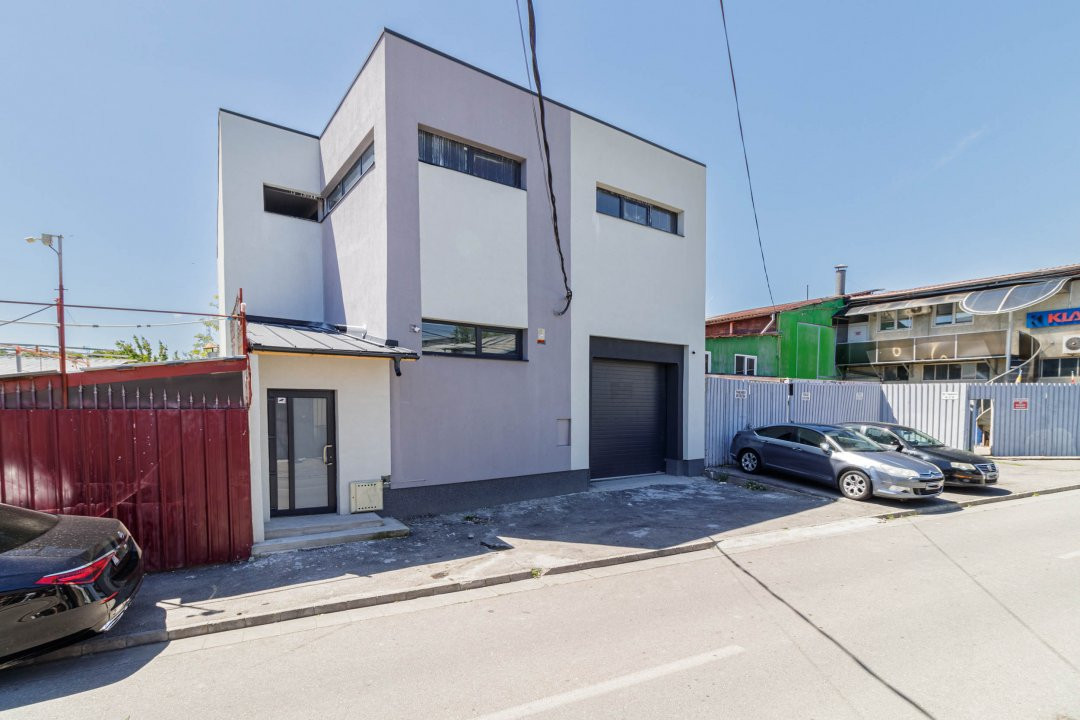 Hala / Spatiu Productie / Rezidential - Vedere catre lac