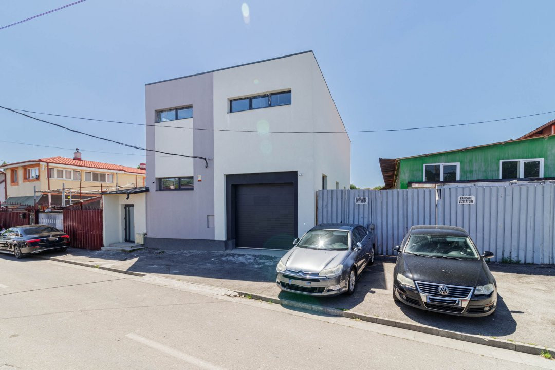 Hala / Spatiu Productie / Rezidential - Vedere catre lac