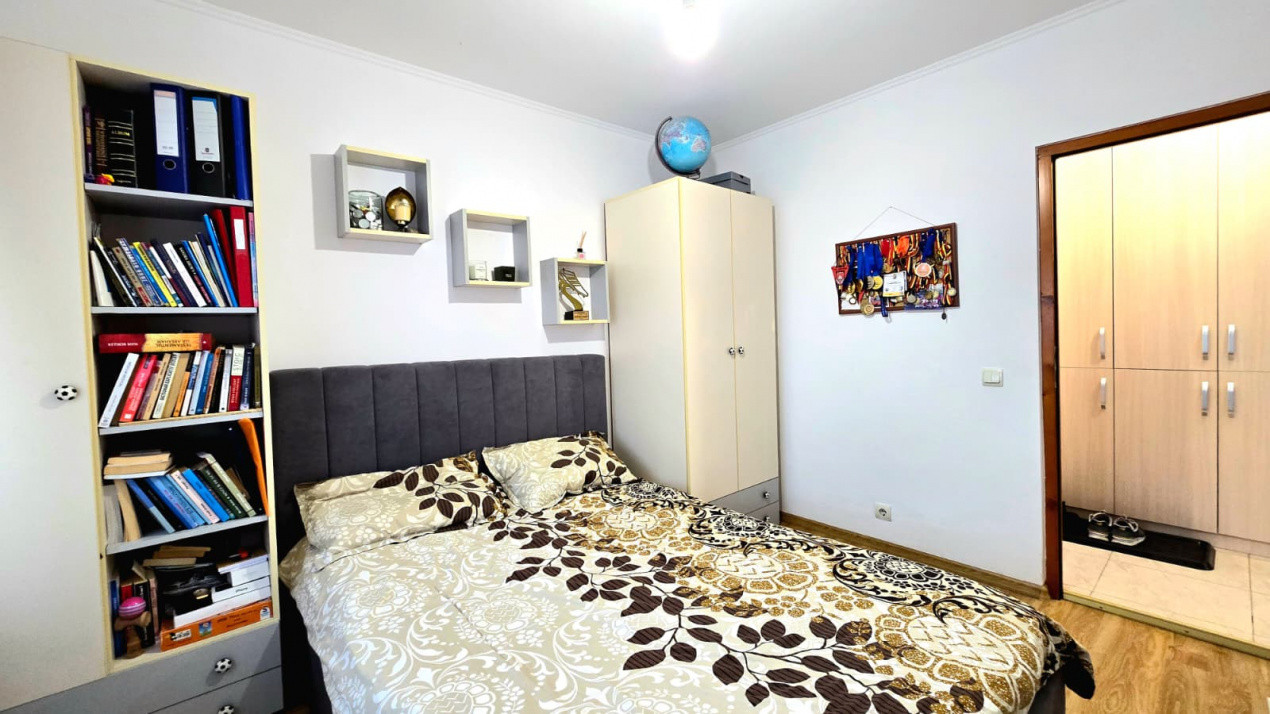 Apartament cu 4 camere – Micro 17, Str. Păuleștiului, Satu Mare