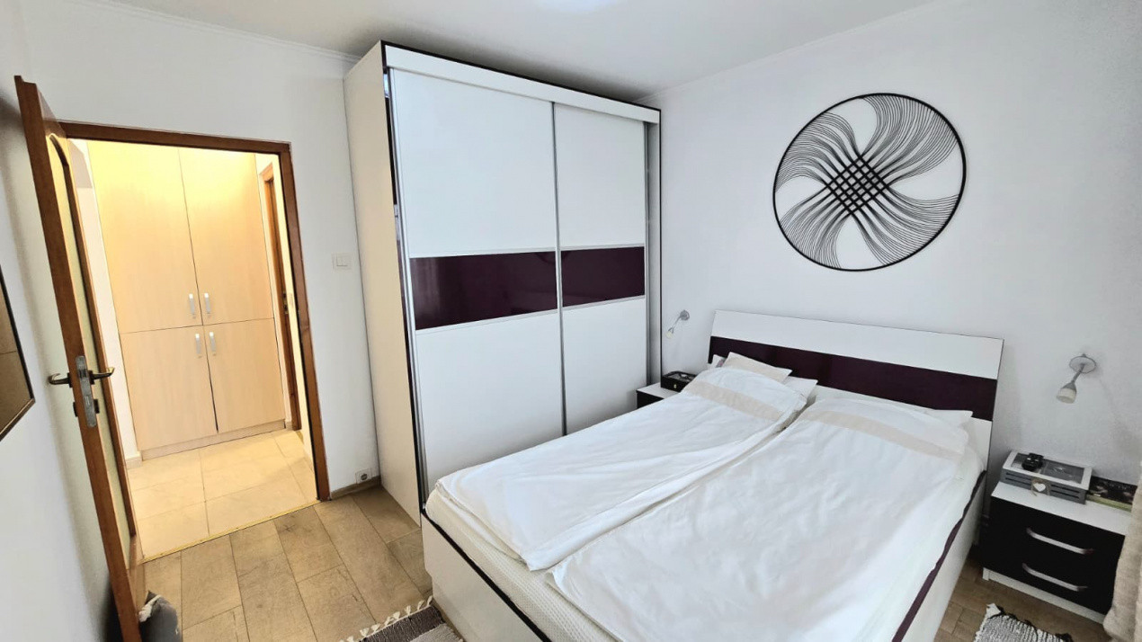 Apartament cu 4 camere – Micro 17, Str. Păuleștiului, Satu Mare