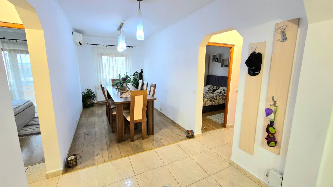 Apartament cu 4 camere – Micro 17, Str. Păuleștiului, Satu Mare