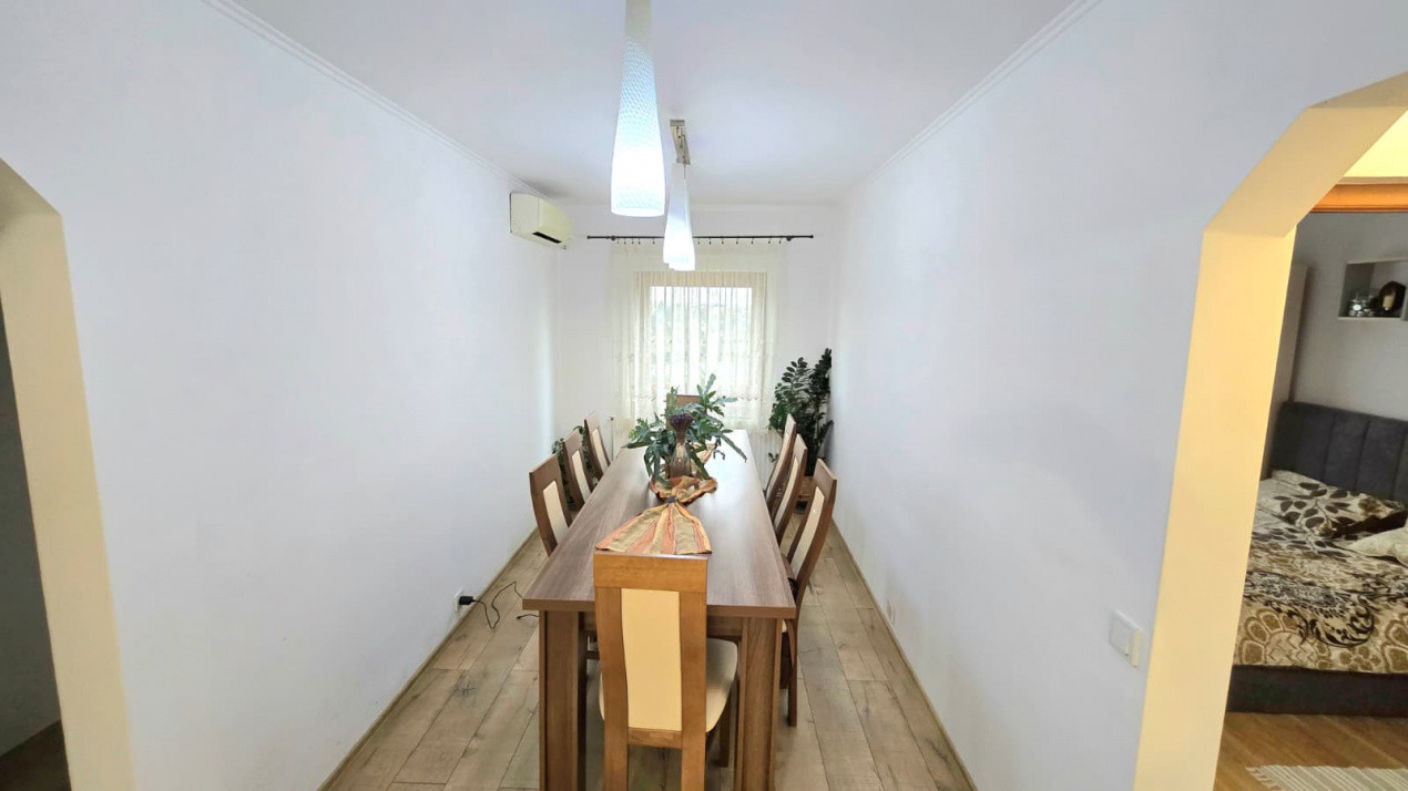 Apartament cu 4 camere – Micro 17, Str. Păuleștiului, Satu Mare