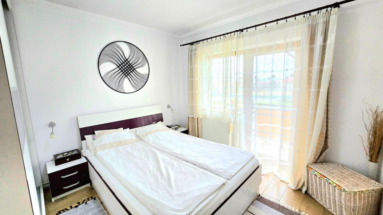 Apartament cu 4 camere – Micro 17, Str. Păuleștiului, Satu Mare