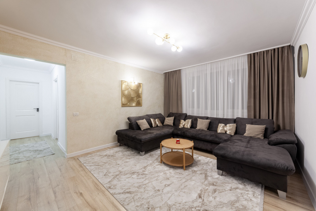 Apartament gata de mutat 3 camere Campulung etaj 1-Arges!