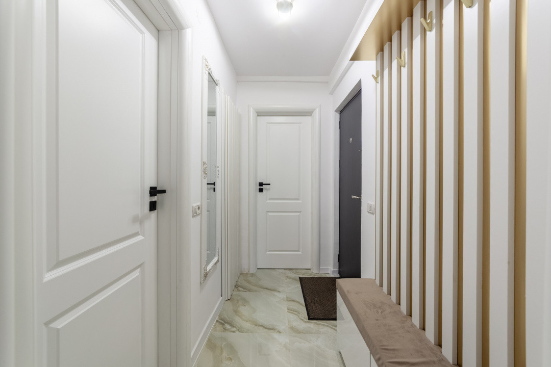 Apartament gata de mutat 3 camere Campulung etaj 1-Arges!