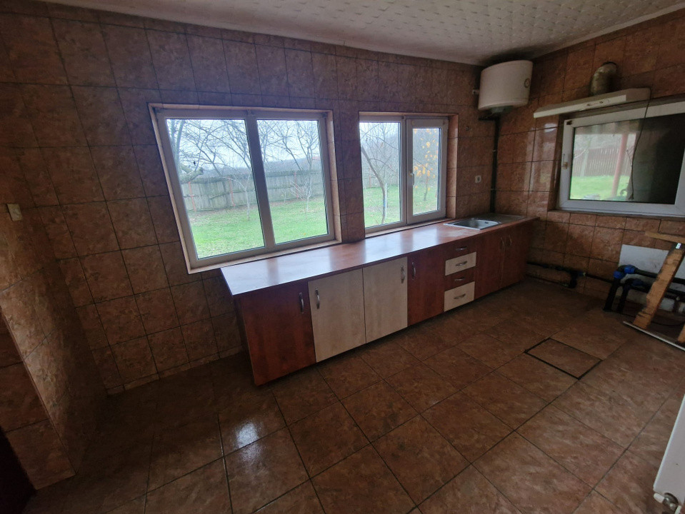 0% COMISION!! Casa   Podul Brosteni