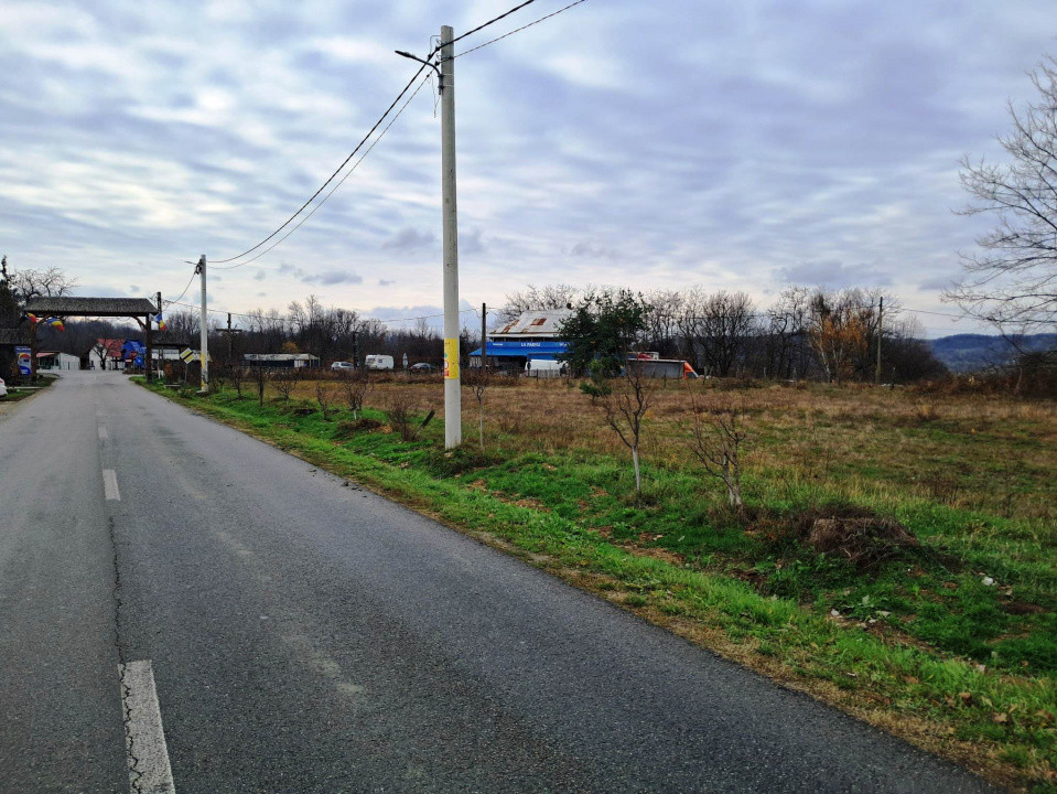 TEREN INTRAVILAN POLOVRAGI