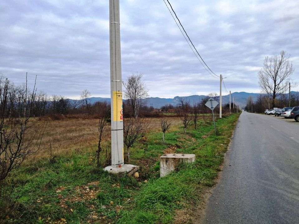 TEREN INTRAVILAN POLOVRAGI