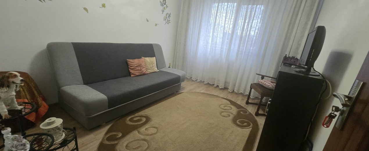 Apartament 3 camere 2 bai si 2 balcoane, Rovinari