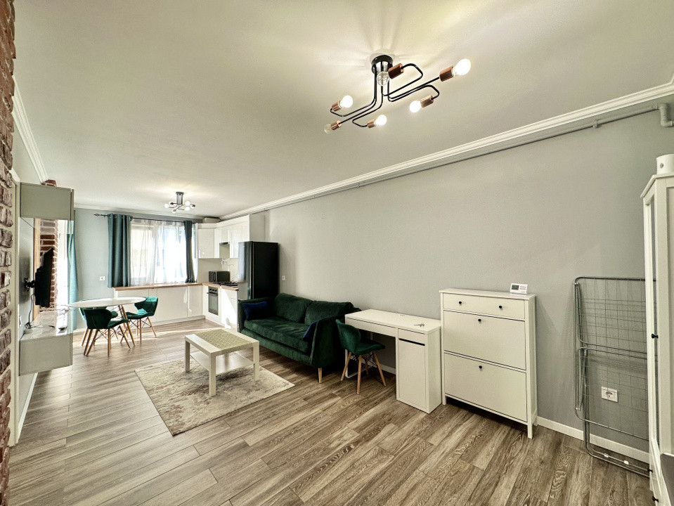 Comision 0. Inchiriere doua camere A IAncu 410, Sens Giratoriu , BMW