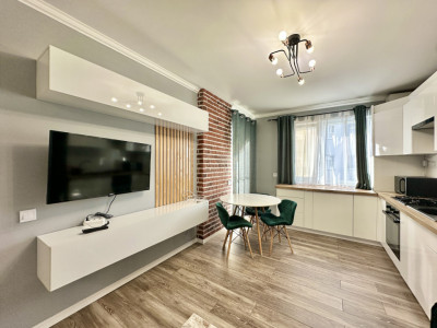 Comision 0. Inchiriere doua camere A IAncu 410, Sens Giratoriu , BMW