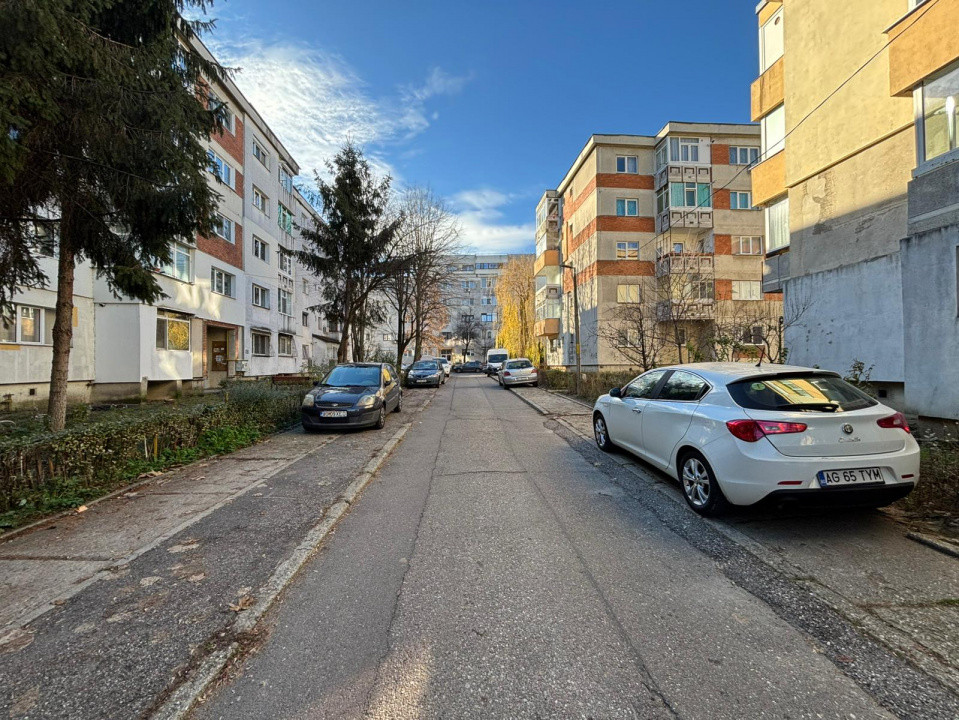 Apartament decomandat, etaj 1, 2 balcoane – Eremia Grigorescu