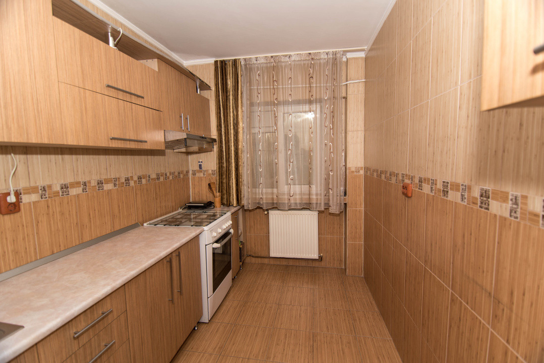 Apartament 3 camere Prundu - decomandat 