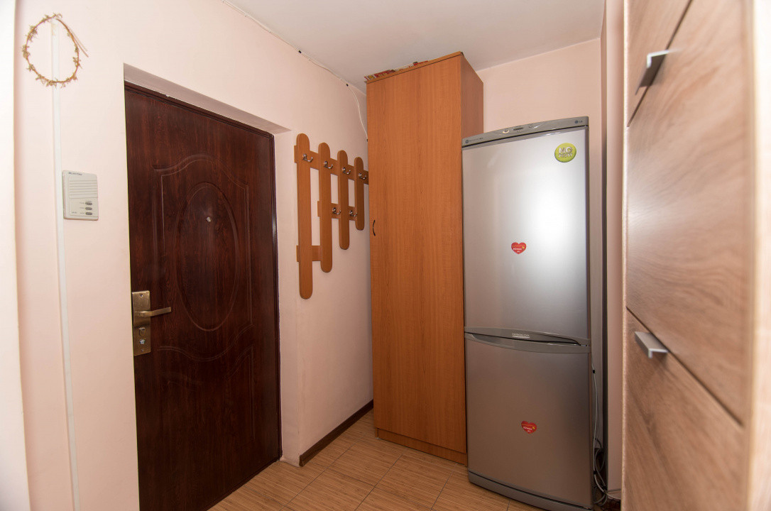 Apartament 3 camere Prundu - decomandat 