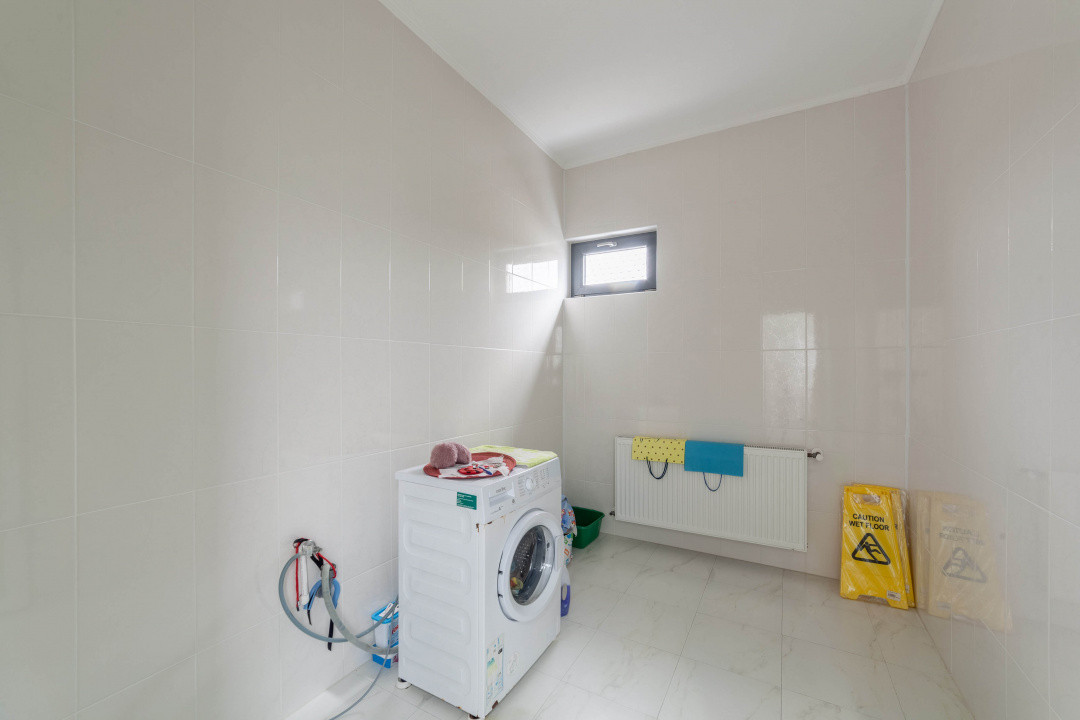  Clădire industrială / comercială – 320 mp utili | Teren 3.200 mp