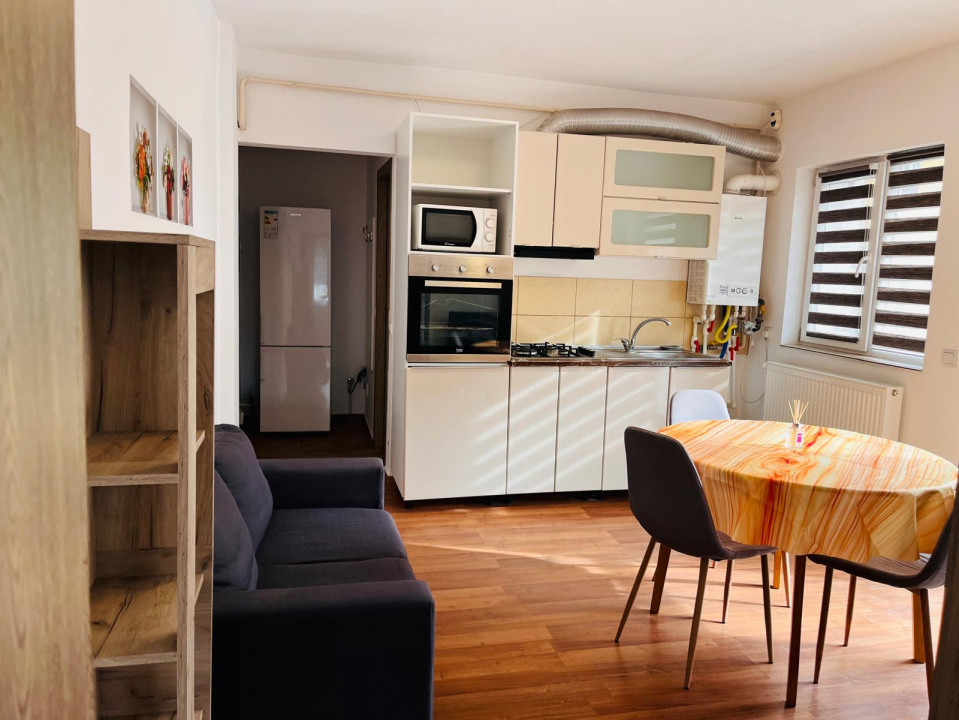 Apartament modern si primitor 2 camere, bloc nou - 1 Mai, zona Sara