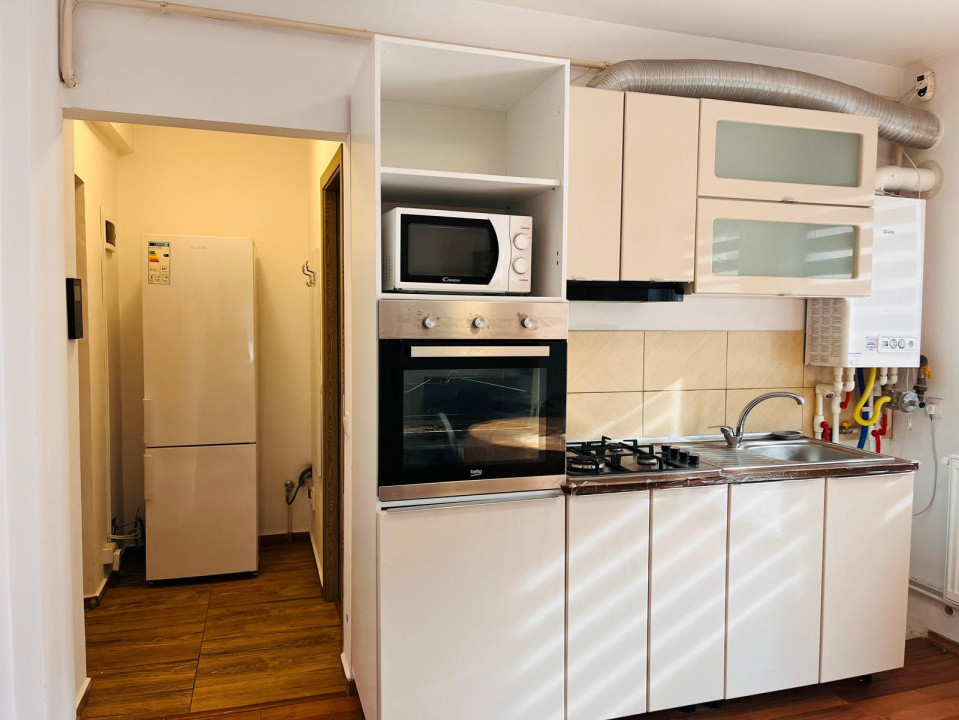 Apartament modern si primitor 2 camere, bloc nou - 1 Mai, zona Sara