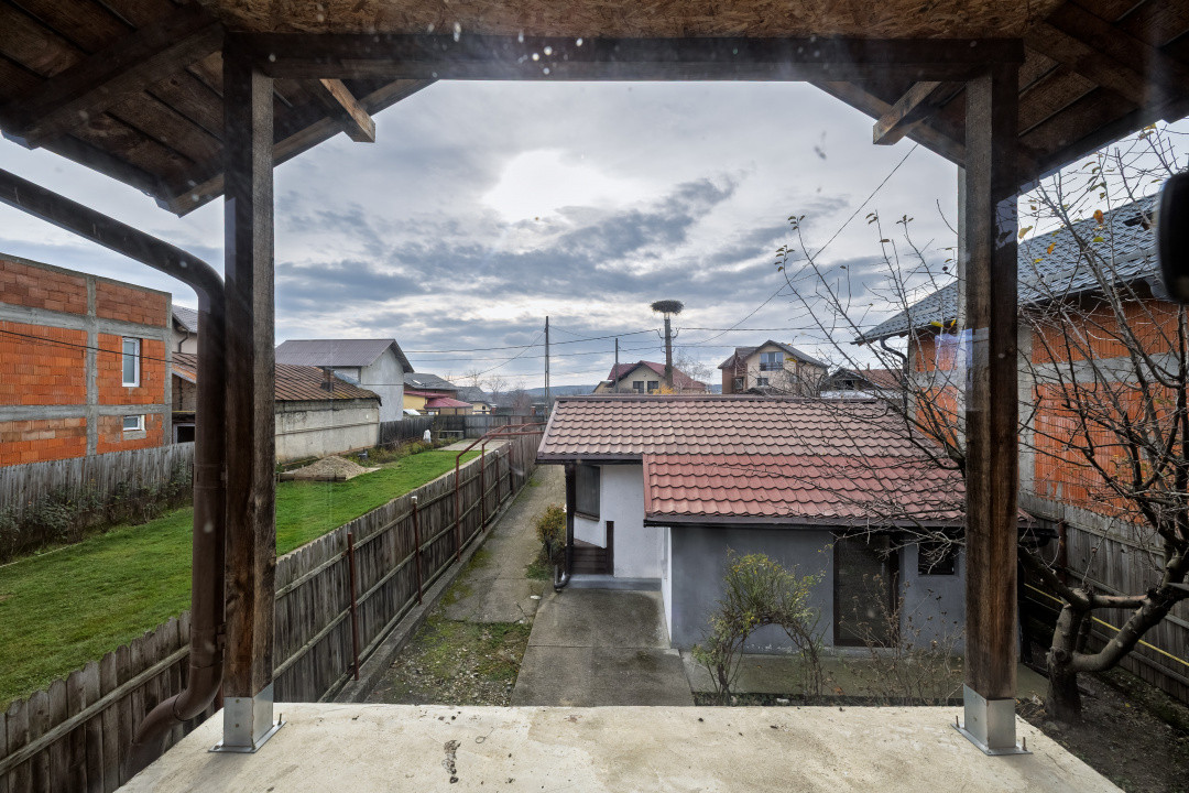 Doua case in aceeasi curte Pitesti, Strada Turcesti