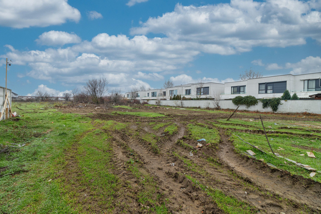 Teren intravilan 500 mp Bragadiru - Mărăcineni colt cu Ghidiceni