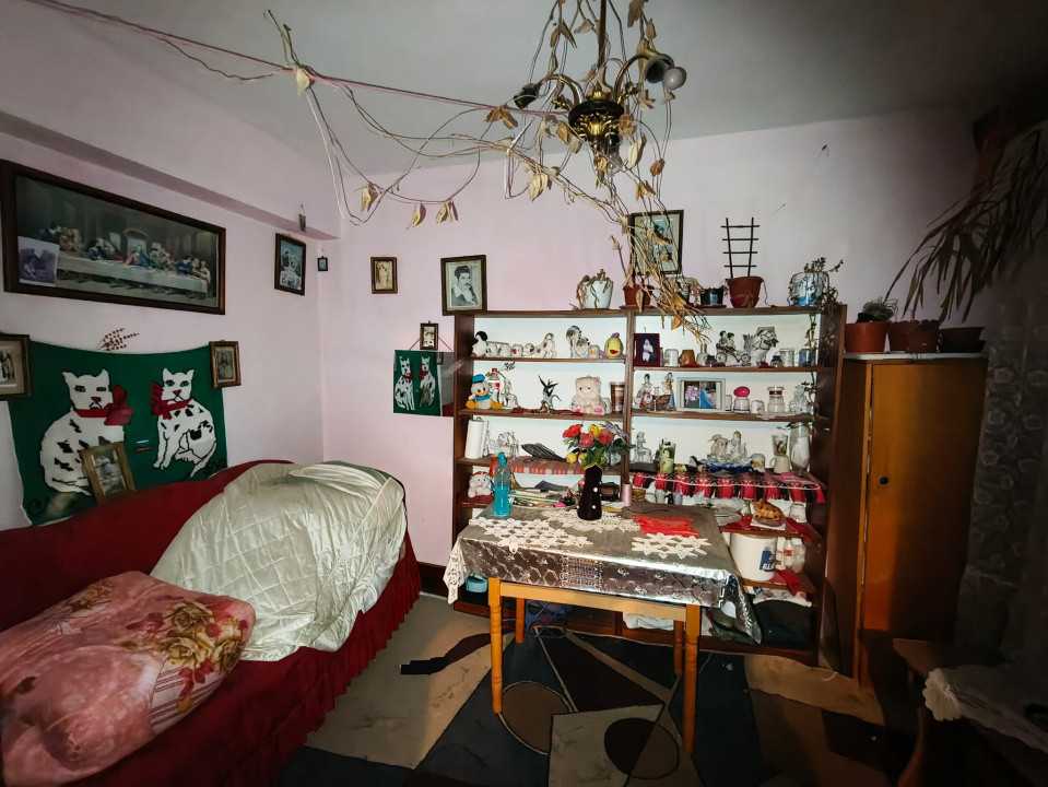 Apartament de vânzare – Zona 9 Mai, Târgu Jiu, etaj intermediar