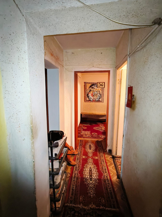 Apartament de vânzare – Zona 9 Mai, Târgu Jiu, etaj intermediar