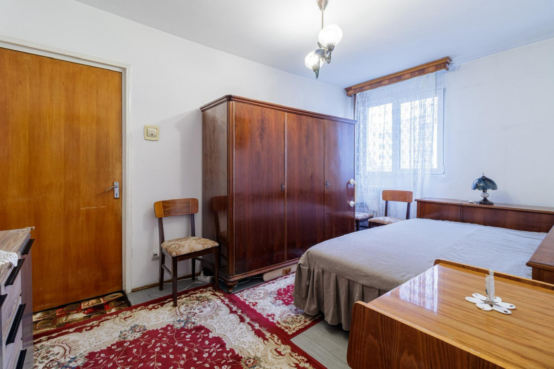 Apartament 3 camere Metrou Favorit