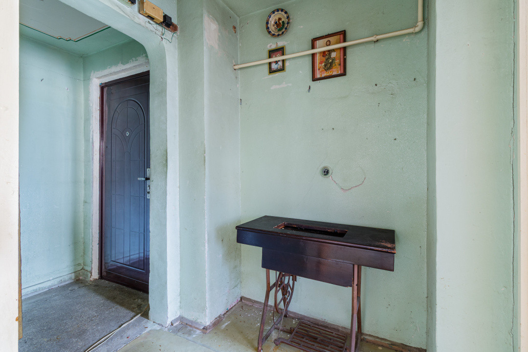 Apartament 2 camere de renovat – Aleea Vergului