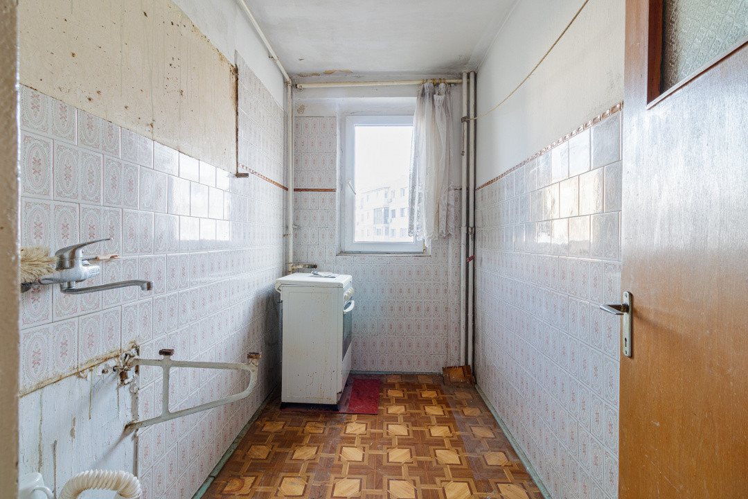 Apartament 2 camere de renovat – Aleea Vergului