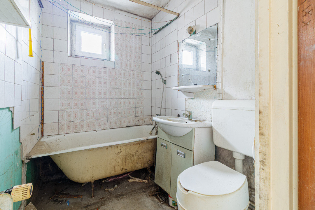 Apartament 2 camere de renovat – Aleea Vergului