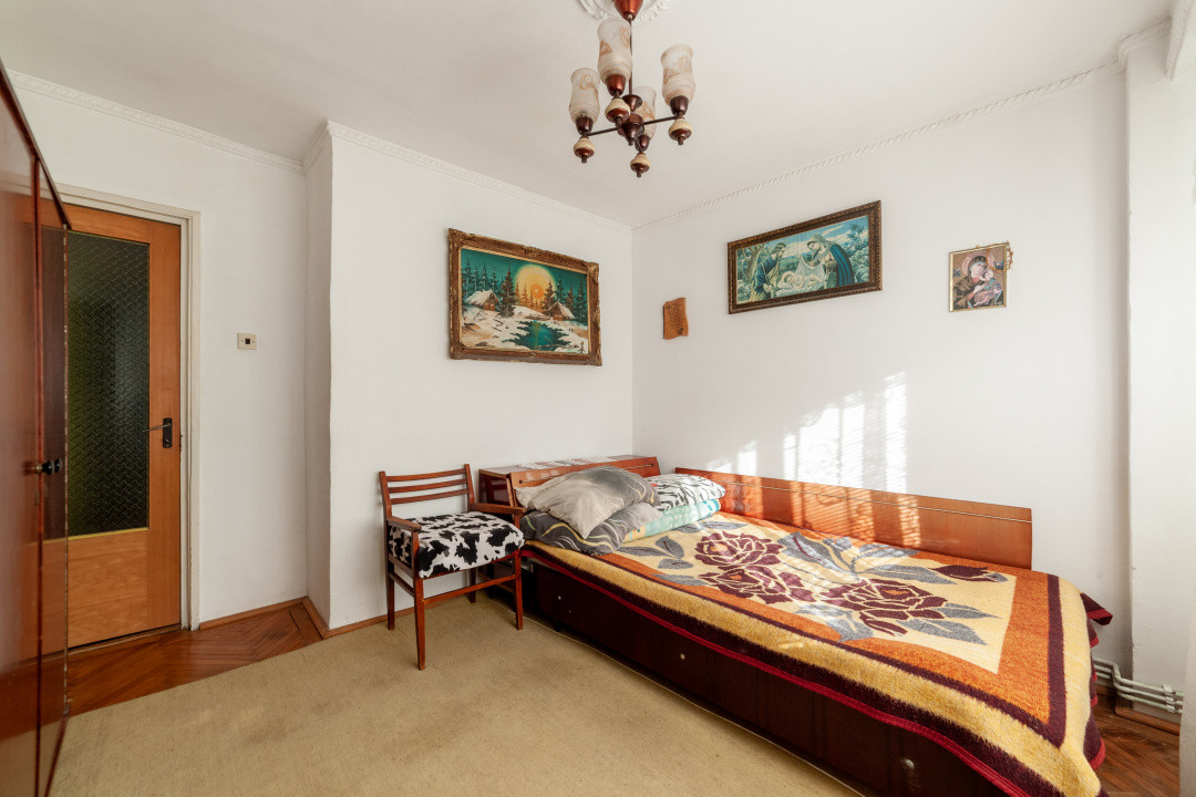 Apartament 2 camere, etaj 2, Banat