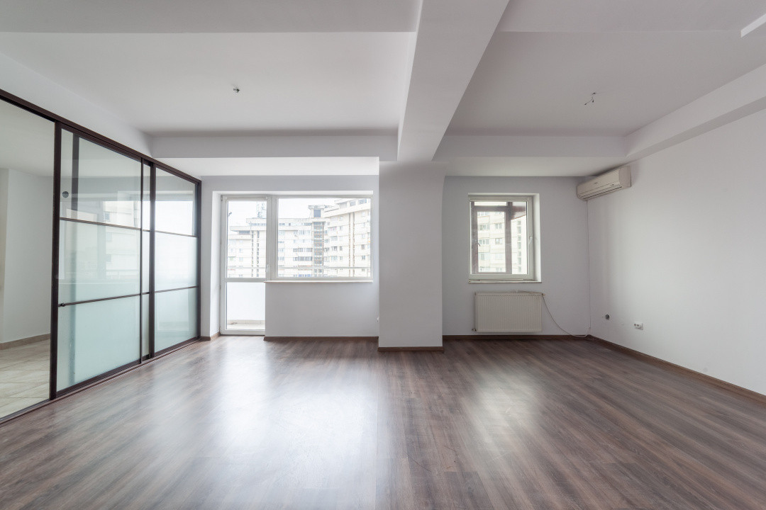 Penthouse birouri ultracentral - confort si intimitate pentru echipa ta
