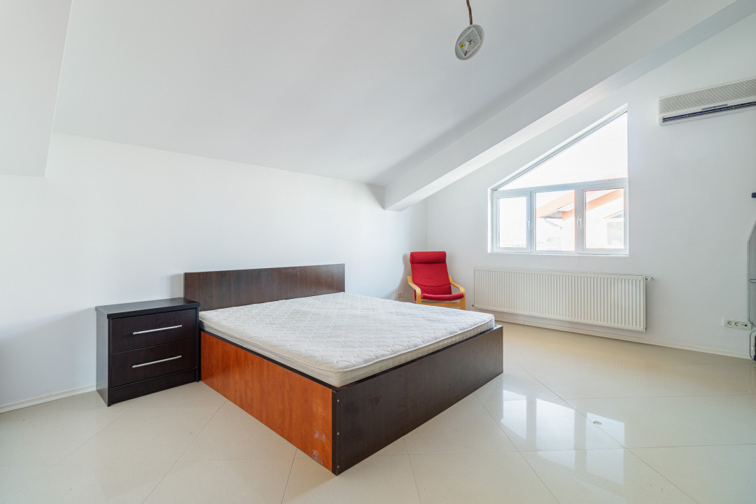 Apartament 3 camere - Mansarda inalta - 122 mp Voluntari