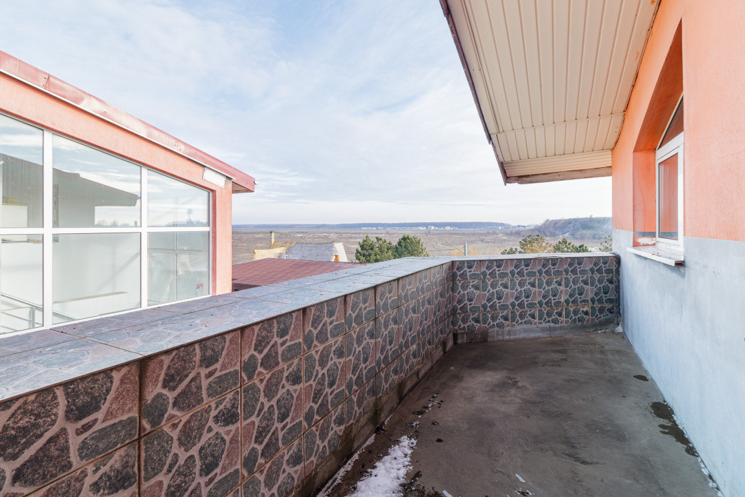 Apartament 3 camere - Mansarda inalta - 122 mp Voluntari