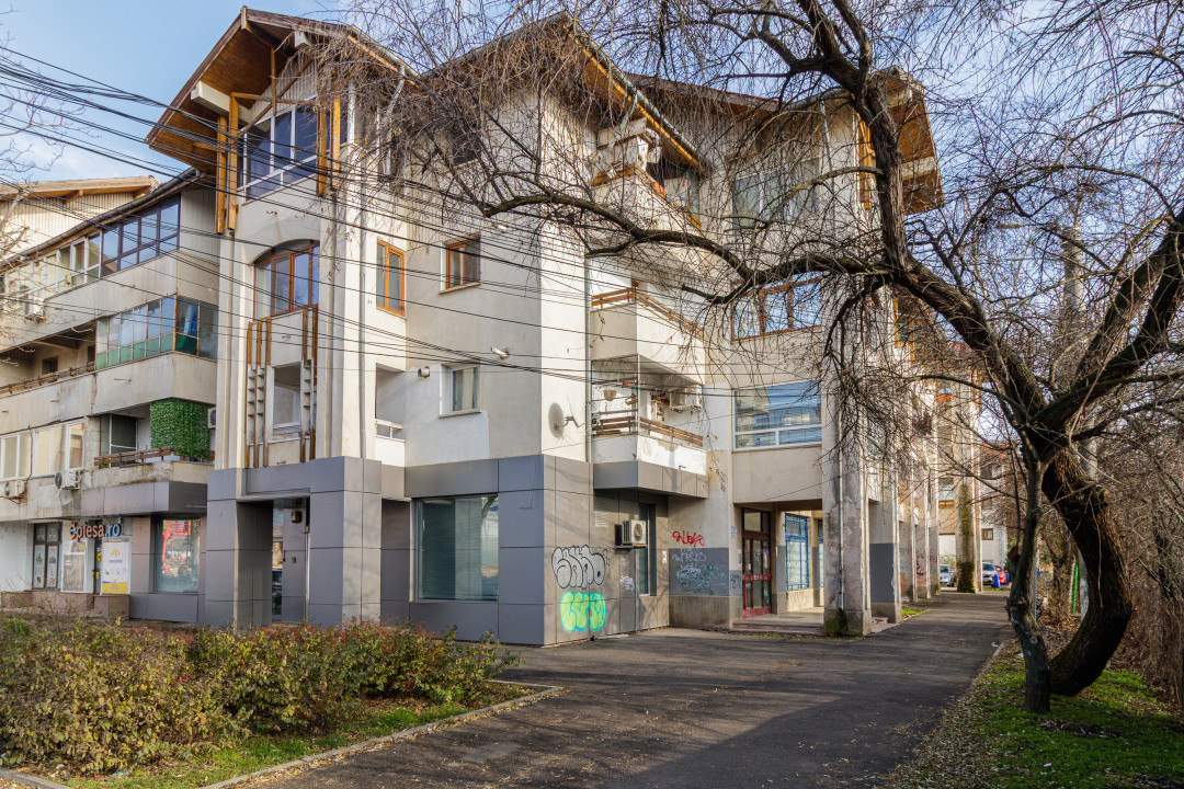 Apartament 3 camere 90 mp, etaj 1, stradal, Otopeni