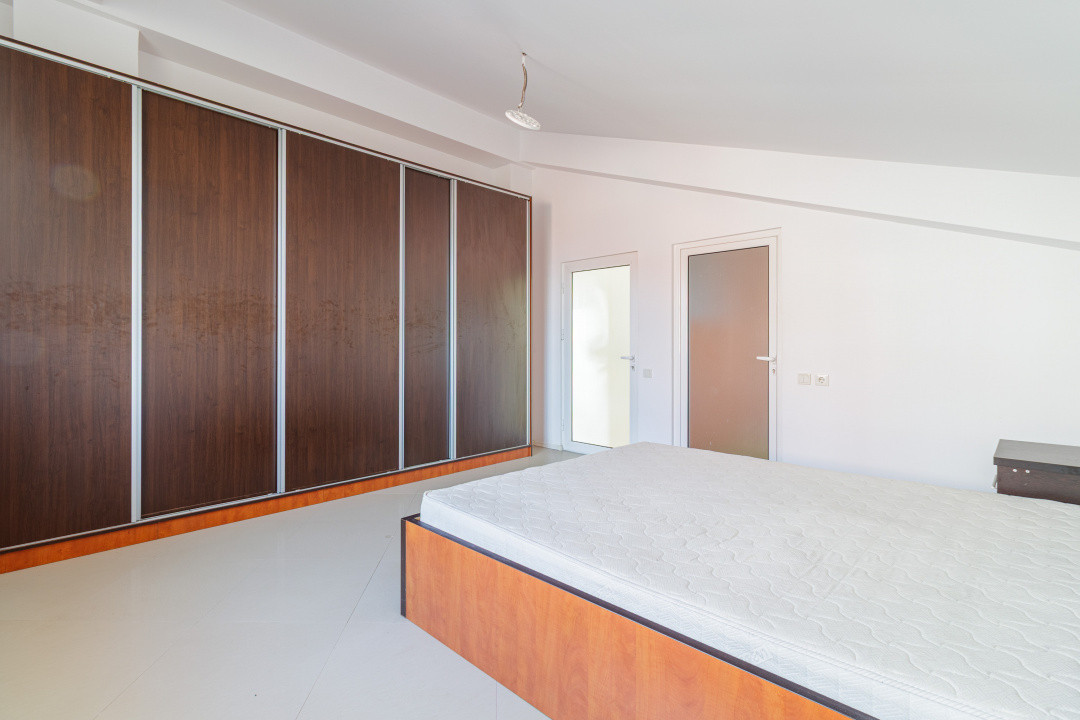 Apartament 3 camere - Mansarda inalta - 122 mp Voluntari