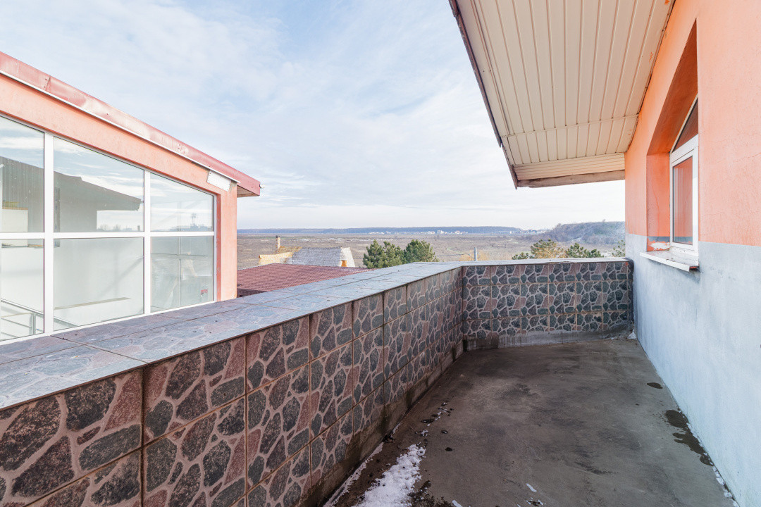 Apartament 3 camere - Mansarda inalta - 122 mp Voluntari