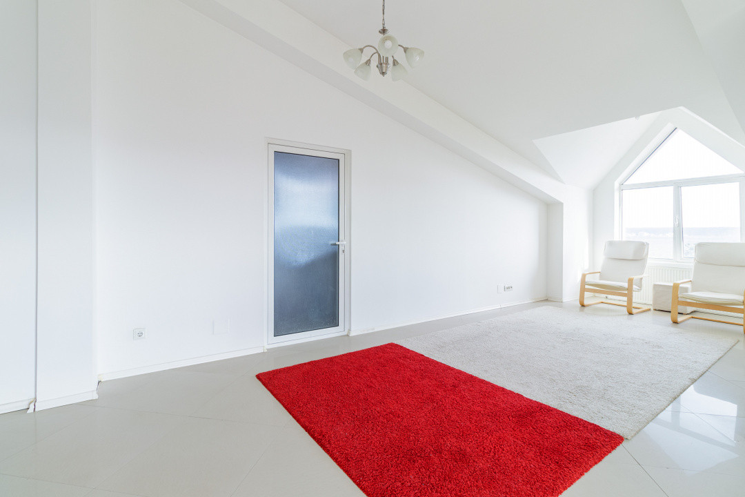 Apartament 3 camere - Mansarda inalta - 122 mp Voluntari