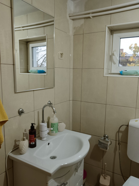 Casă renovată, gata de mutat,la 1 km de Spitalul Județean și Stadion