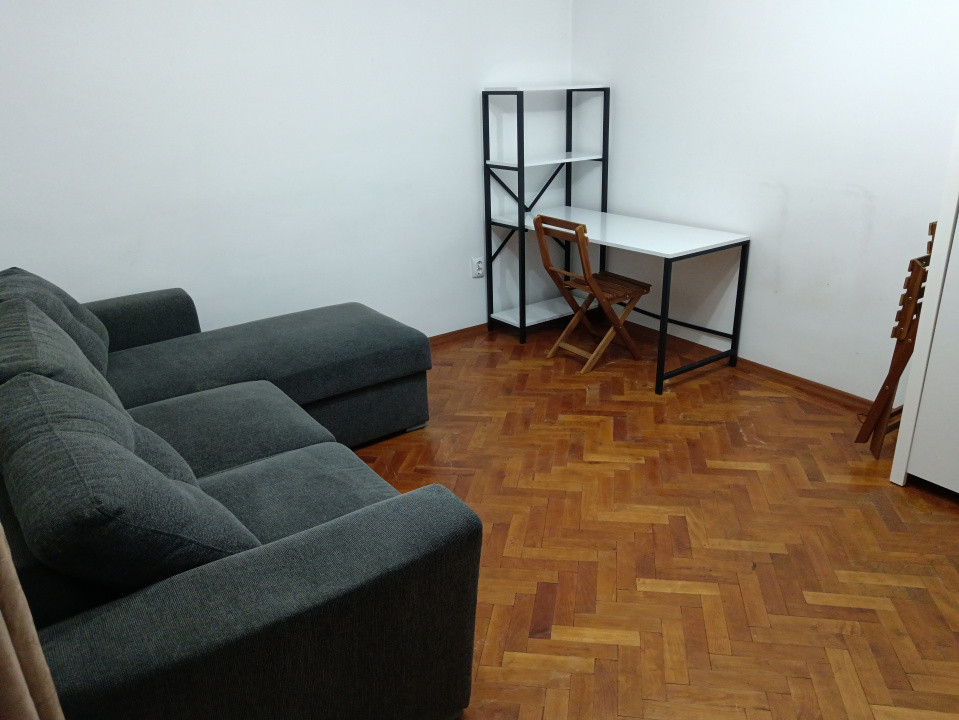 Casă renovată, gata de mutat,la 1 km de Spitalul Județean și Stadion