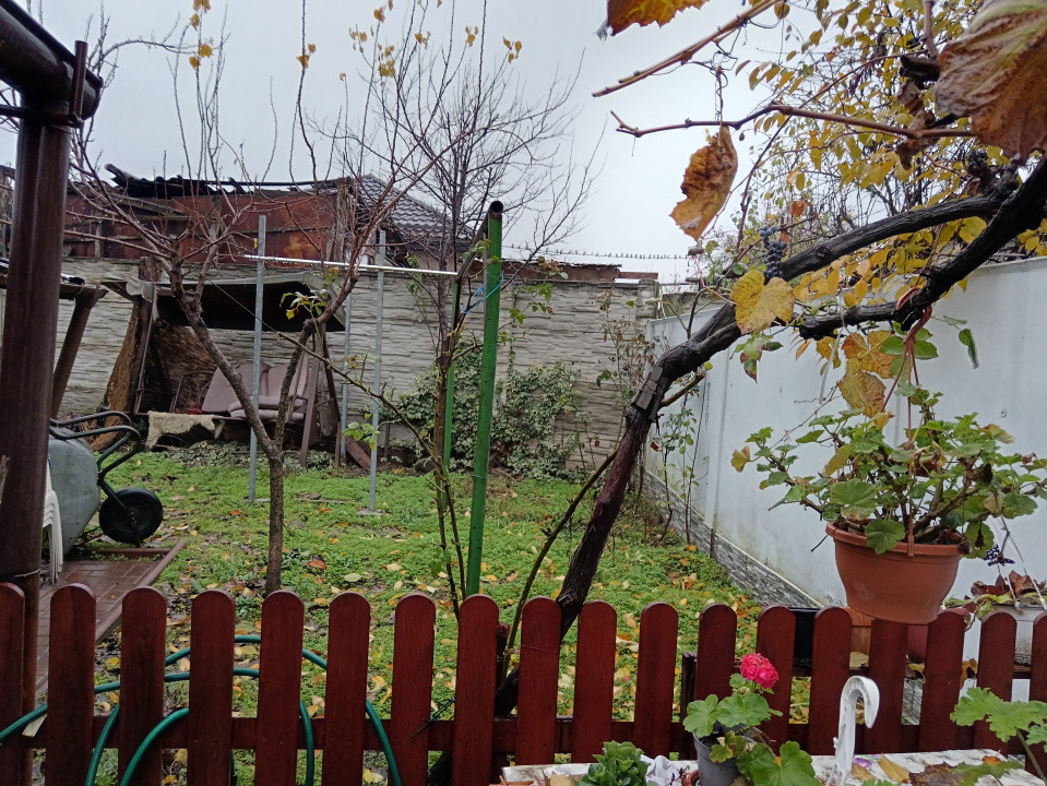 Casă renovată, gata de mutat,la 1 km de Spitalul Județean și Stadion