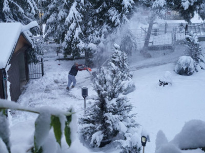 Casa spatioasa langa Belis-zona turistica, curte mare,ciubar