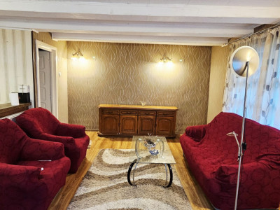 Casa spatioasa langa Belis-zona turistica, curte mare,ciubar