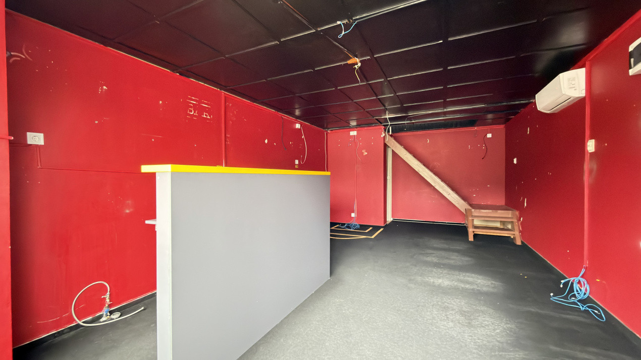 Inchiriere Spațiu Comercial 48 mp, Zona Primăria Carei-1 Decembrie 1918 Carei- 