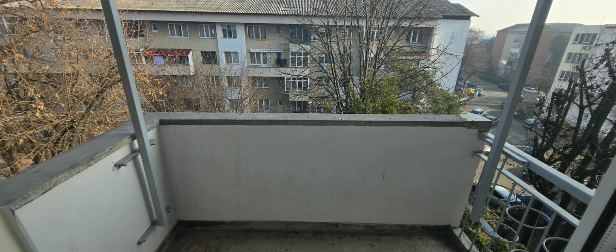 Apartament 2 camere renovat complet – zona 1 Mai, Târgu Jiu