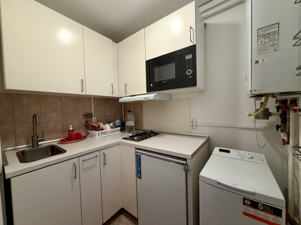 Garsoniera complet mobilată si utilată metrou Preciziei