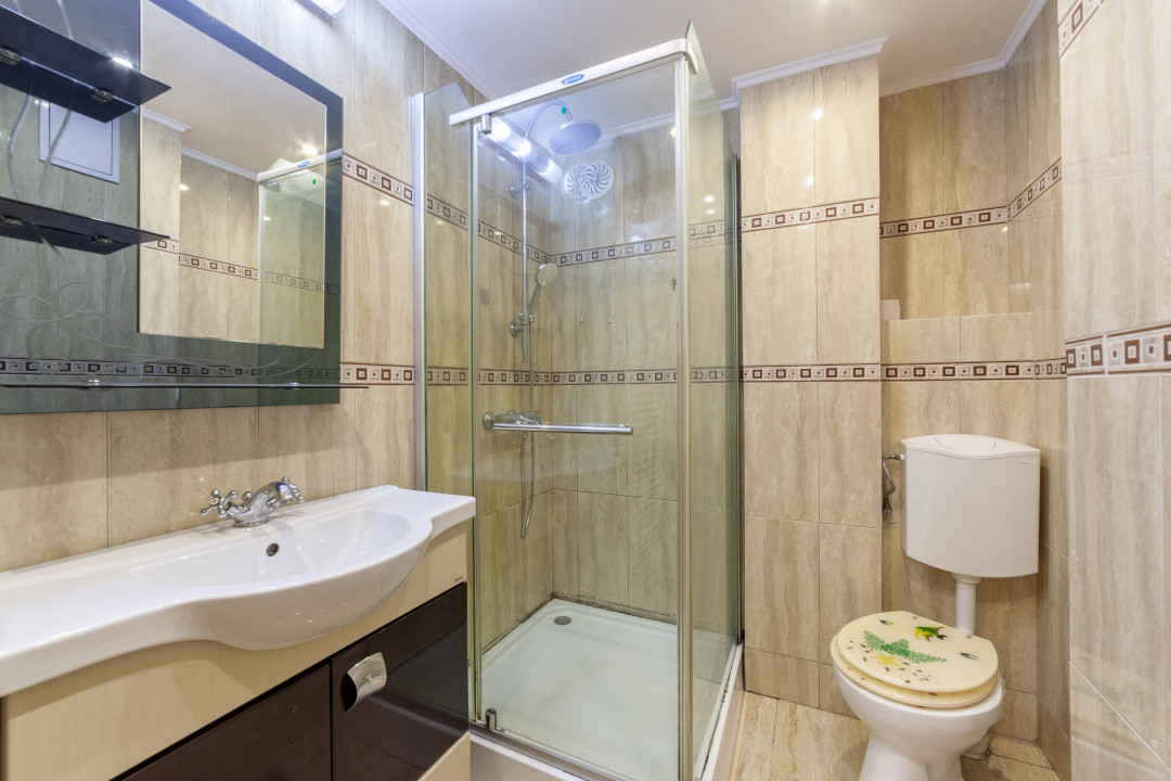 Apartament 5 camere parter zona Rolast-Jumbo