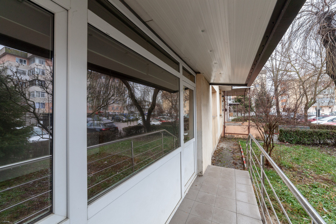 Apartament 5 camere parter zona Rolast-Jumbo