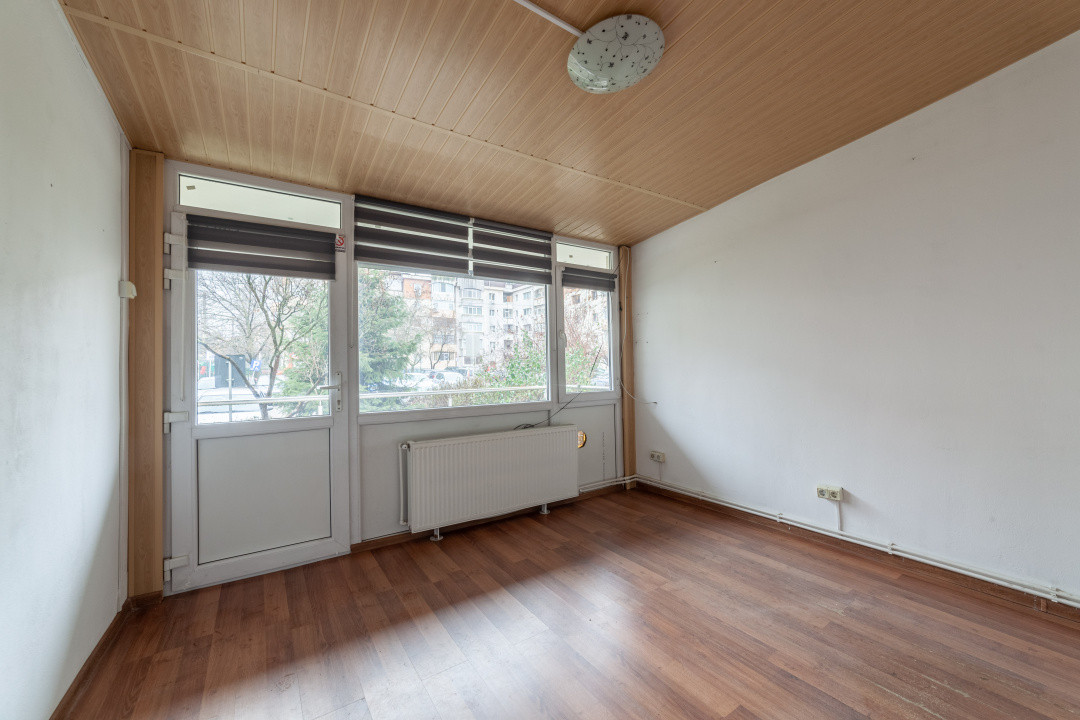 Apartament 5 camere parter zona Rolast-Jumbo